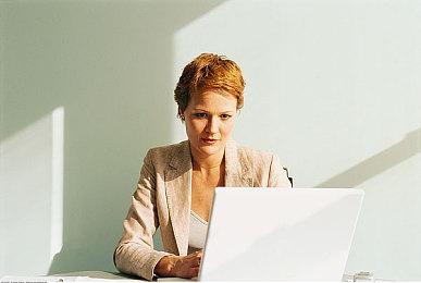 《赛博朋克2077》DLC“往日之影”PS5版容量曝光